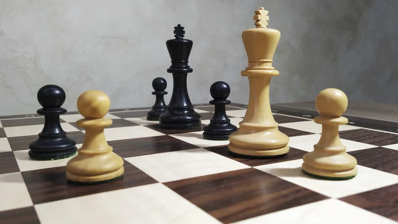 Transitioning to a Favorable Pawn Endgame