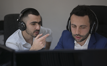 Streaming and commenting the Simul Games of GM Melkumyan