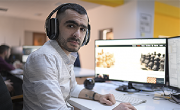 Live commenting the games of the Simul event with GM Gabuzyan